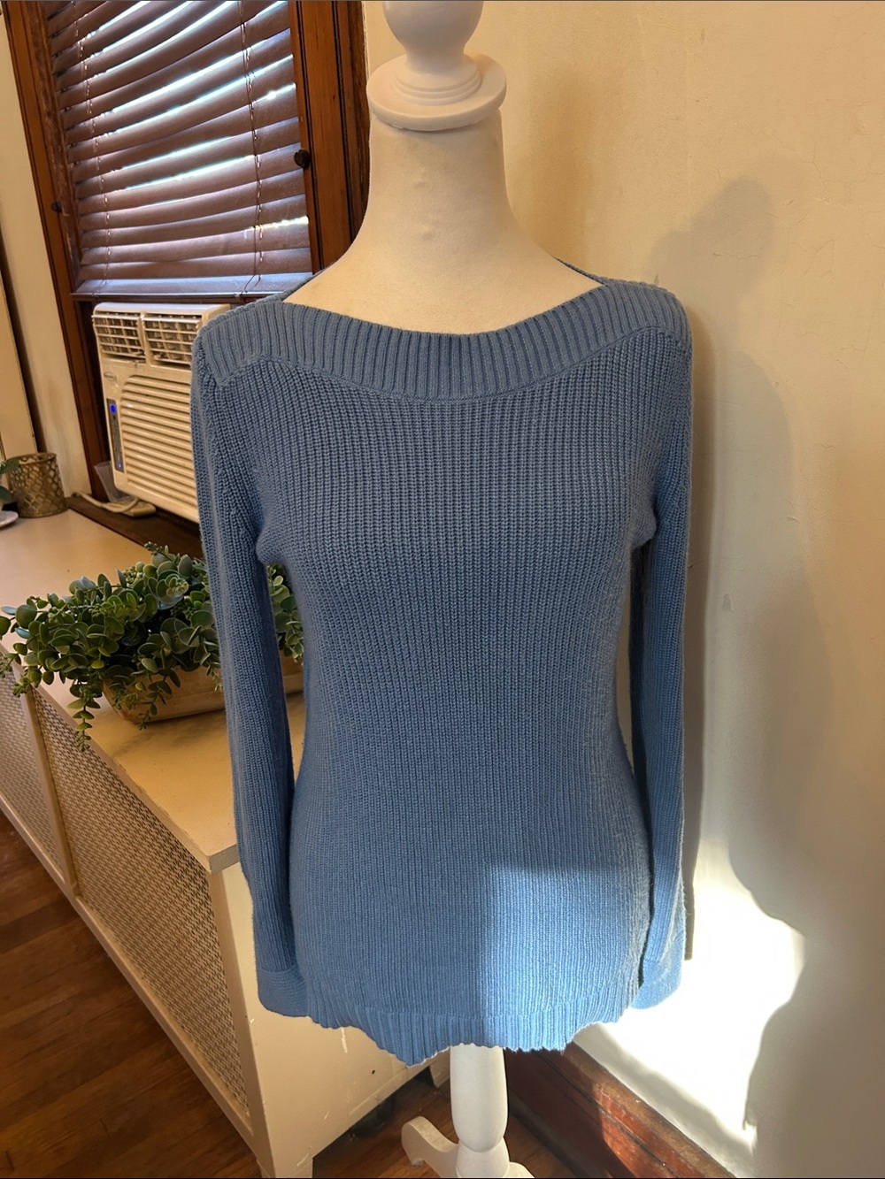 Talbots Blue Ribbed Boatneck Women's Sweater Size XS EUC